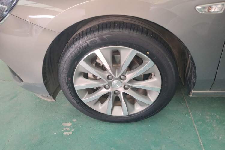 Used Buick GL6 2019 18T 6-Seater Connected Luxury Version China VI Standard Left Front Wheel Hub