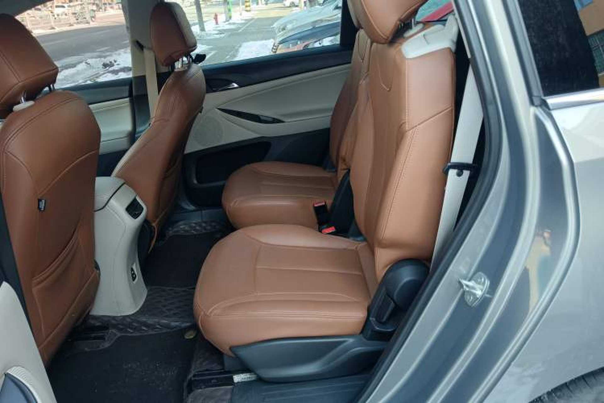 Used Buick GL6 2019 18T 6-Seater Elite Version China V Standard Left Rear Seat