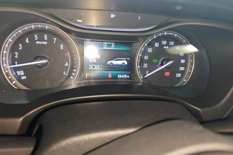 Used Buick GL6 2019 18T 6-Seater Connected Luxury Version China V Standard Odometer Close Up