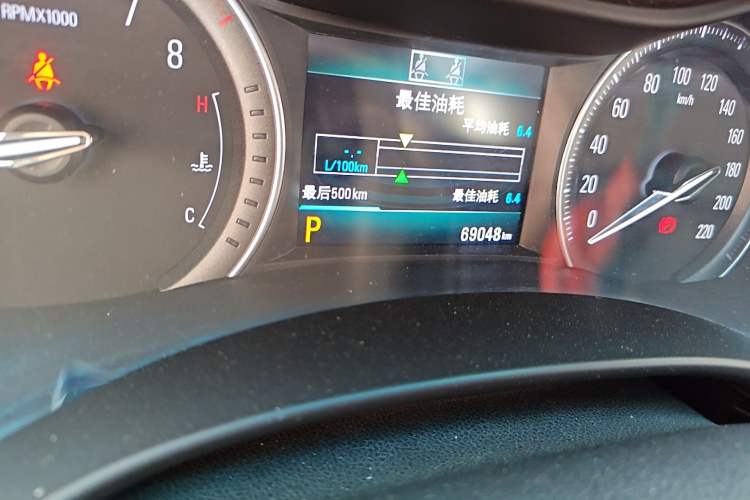 Used Buick GL6 2019 18T 6-Seater Connected Luxury Version China V Standard Odometer Close Up