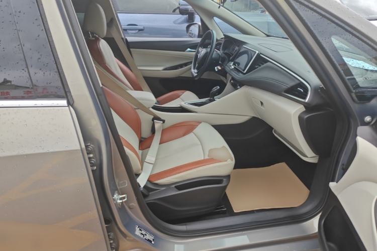 Used Buick GL6 2019 18T 6-Seater Elite Version China VI Standard Right Front Seat