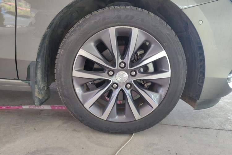Used Buick GL6 2019 18T 6-Seater Connected Luxury Version China VI Standard Right Front Wheel Hub