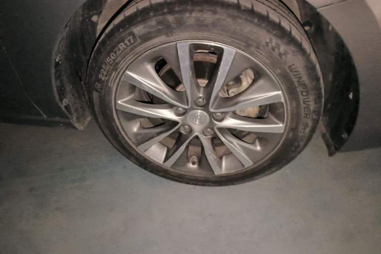 Used Buick GL6 2019 18T 6-Seater Connected Luxury Version China V Standard Right Front Wheel Hub