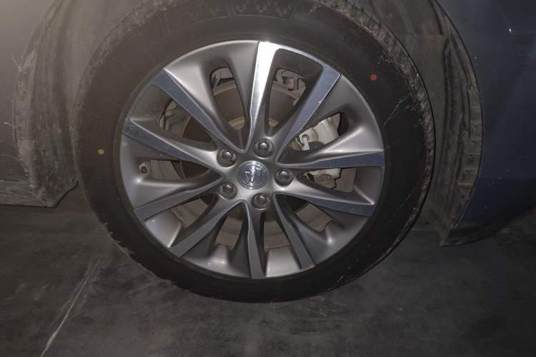 Used Buick GL6 2019 18T 6-Seater Connected Luxury Version China VI Standard Right Front Wheel Hub