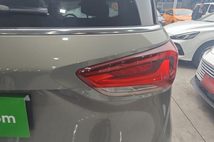 Used Buick GL6 2019 18T 6-Seater Connected Luxury Version China V Standard Right Rear Taillight