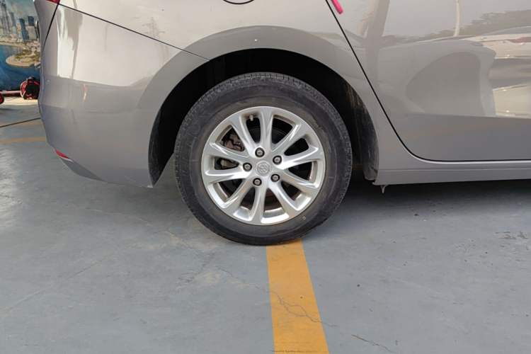Used Buick GL6 2019 18T 6-Seater Elite Version China VI Standard Right Rear Wheel Hub