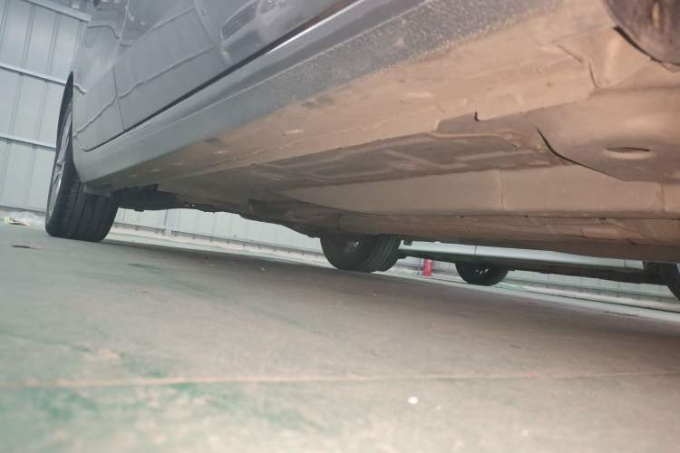 Used Buick GL6 2019 18T 6-Seater Connected Luxury Version China VI Standard Right Side Sill