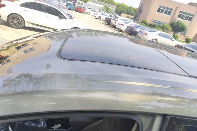 Used Buick GL6 2019 18T 6-Seater Connected Luxury Version China VI Standard Roof