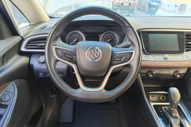 Used Buick GL6 2019 18T 6-Seater Connected Luxury Version China VI Standard Steering Wheel