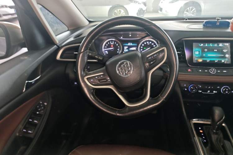 Used Buick GL6 2019 18T 6-Seater Connected Luxury Version China V Standard Steering Wheel