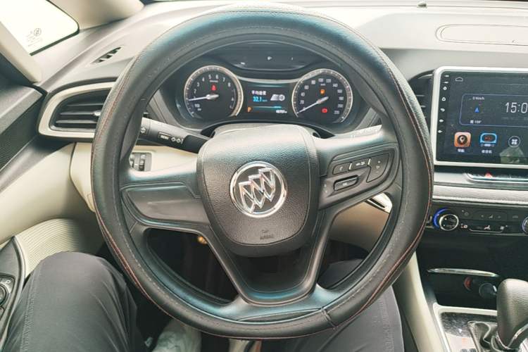 Used Buick GL6 2019 18T 6-Seater Elite Version China V Standard Steering Wheel