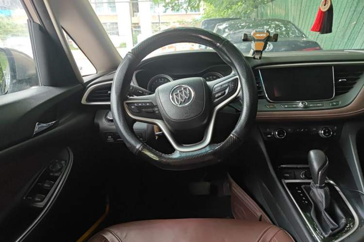 Used Buick GL6 2019 18T 6-Seater Connected Luxury Version China VI Standard Steering Wheel