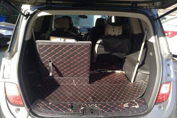 Used Buick GL6 2019 18T 6-Seater Elite Version China VI Standard Trunk