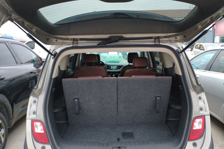 Used Buick GL6 2019 18T 6-Seater Connected Luxury Version China VI Standard Trunk