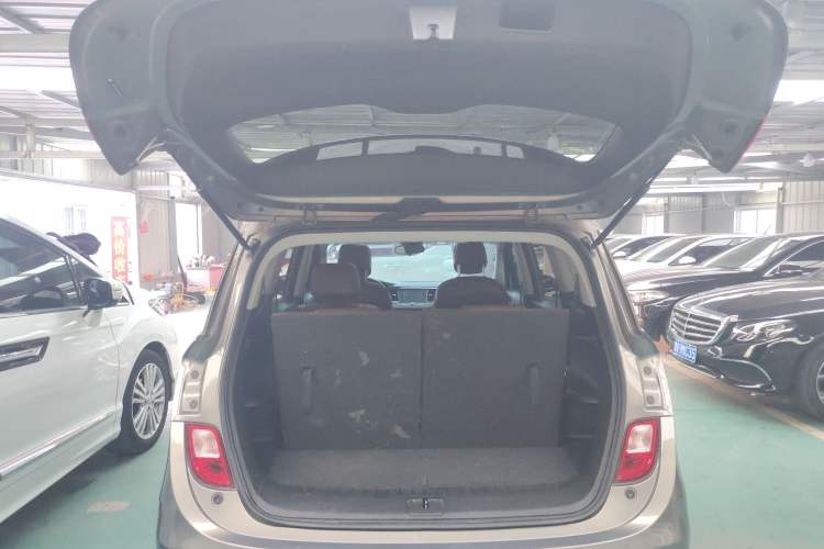 Used Buick GL6 2019 18T 6-Seater Connected Luxury Version China VI Standard Trunk