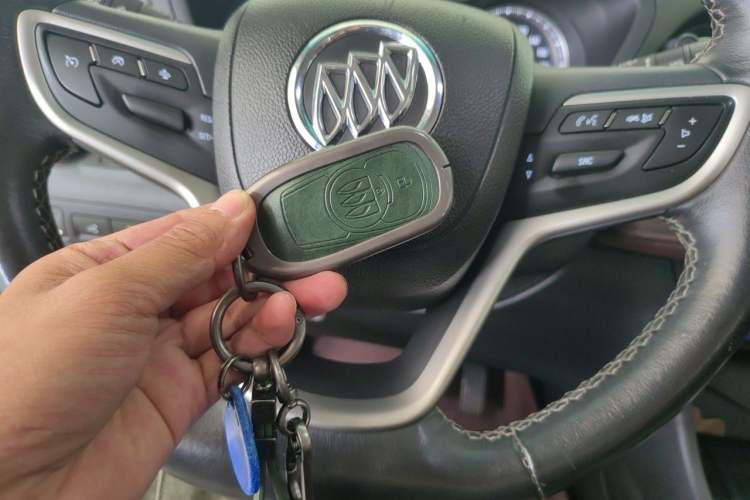 Used Buick GL6 2019 18T 6-Seater Connected Luxury Version China VI Standard Vehicle Key