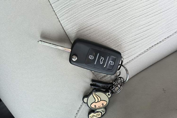 Used Buick GL6 2019 18T 6-Seater Elite Version China VI Standard Vehicle Key