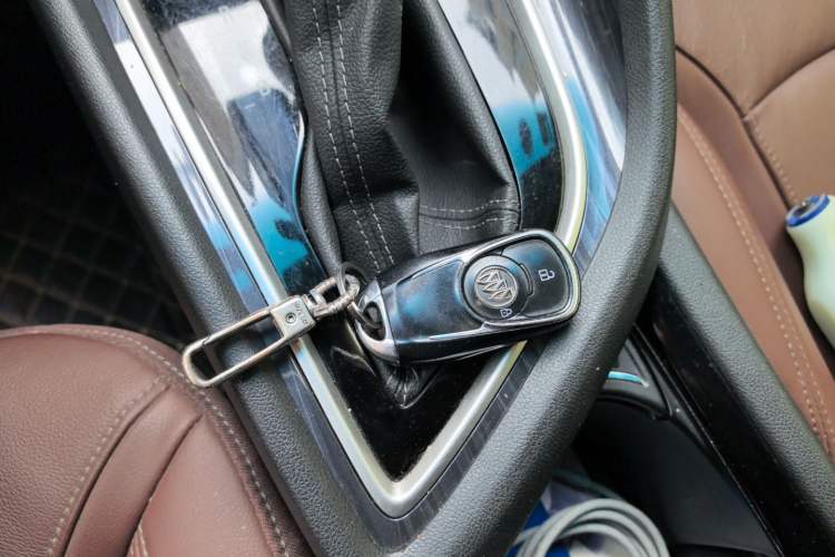 Used Buick GL6 2019 18T 6-Seater Connected Luxury Version China V Standard Vehicle Key