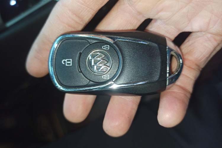 Used Buick GL6 2019 18T 6-Seater Connected Luxury Version China VI Standard Vehicle Key
