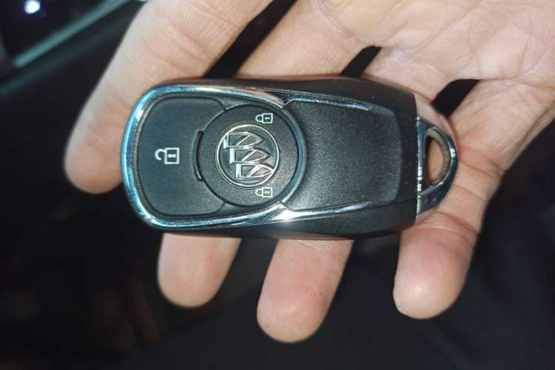 Used Buick GL6 2019 18T 6-Seater Connected Luxury Version China VI Standard Vehicle Key