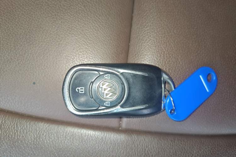 Used Buick GL6 2019 18T 6-Seater Connected Luxury Version China V Standard Vehicle Key
