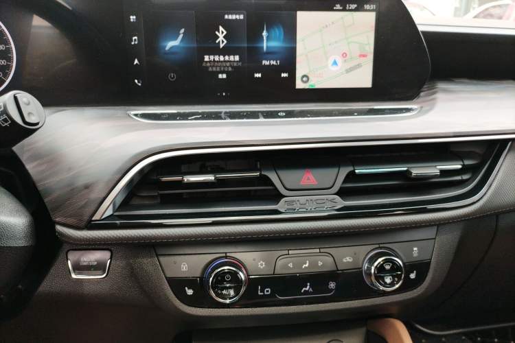 Used Buick GL6 2021 323T Mild Hybrid Connect Luxury Model Audio And AC Panel