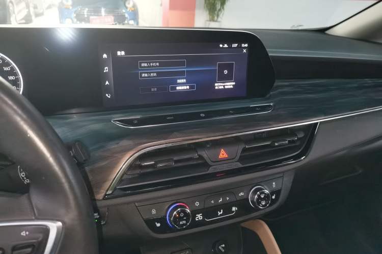 Used Buick GL6 2021 323T Mild Hybrid Connect Luxury Model Audio And AC Panel
