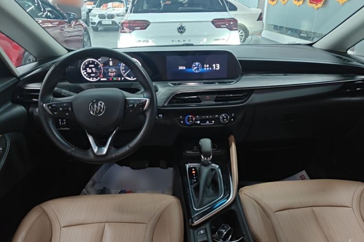 Used Buick GL6 2021 323T Mild Hybrid Connect Luxury Model Center Console