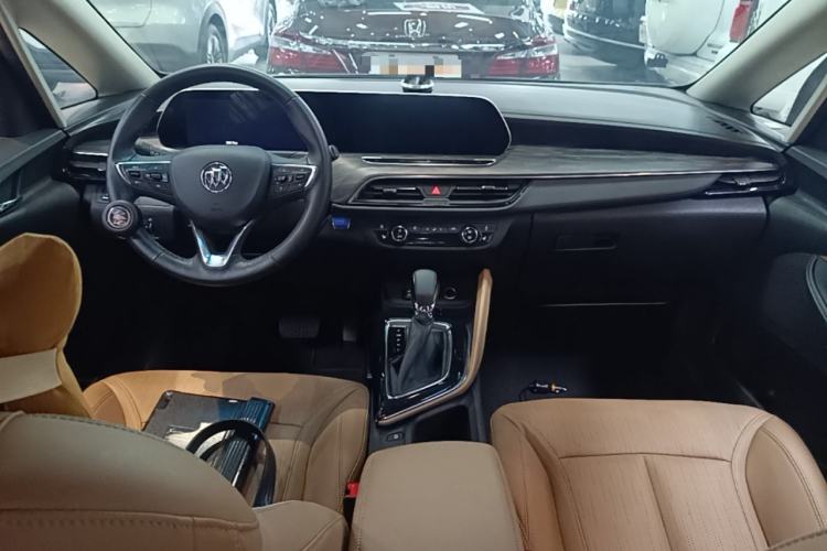 Used Buick GL6 2021 323T Mild Hybrid Connect Luxury Model Center Console