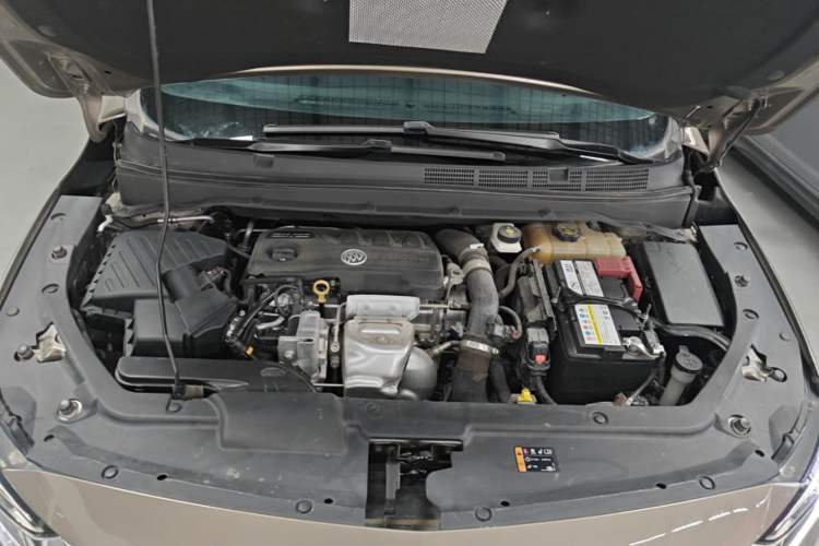 Used Buick GL6 2021 323T Mild Hybrid Connect Luxury Model Engine Bay