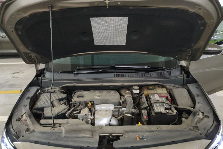 Used Buick GL6 2021 323T Mild Hybrid Connect Luxury Model Engine Bay