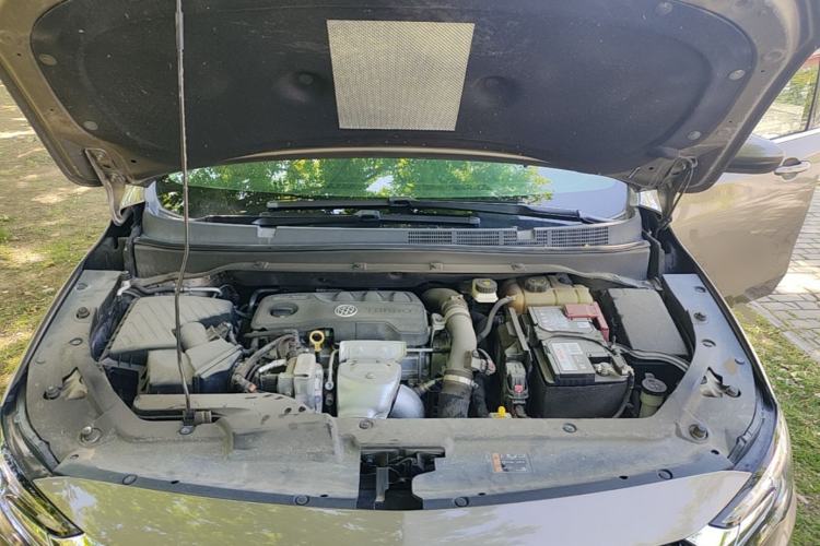Used Buick GL6 2021 323T Mild Hybrid Connect Luxury Model Engine Bay