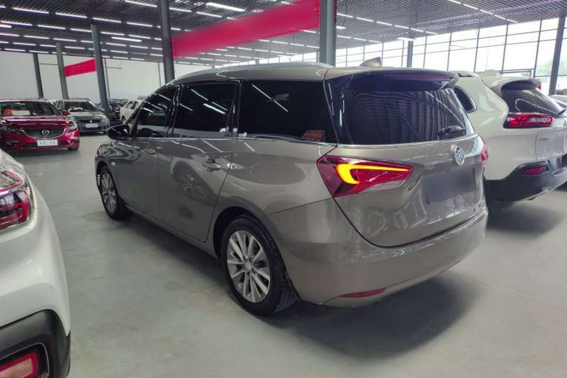 Used Buick GL6 2021 323T Mild Hybrid Connect Luxury Model Exterior 5