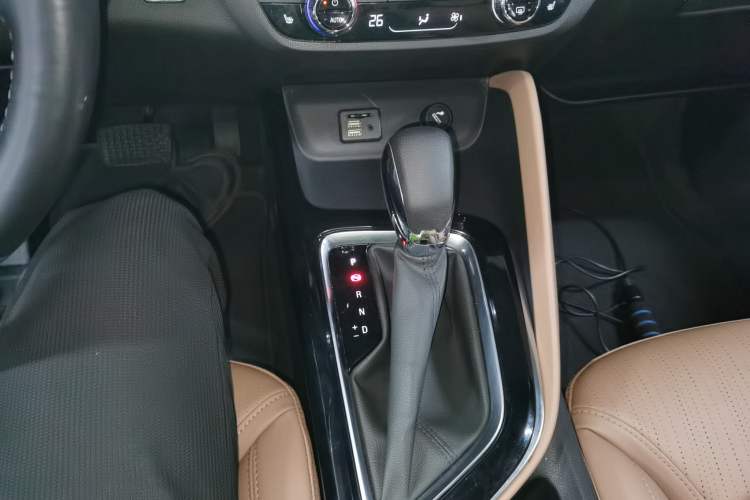 Used Buick GL6 2021 323T Mild Hybrid Connect Luxury Model Gear Lever