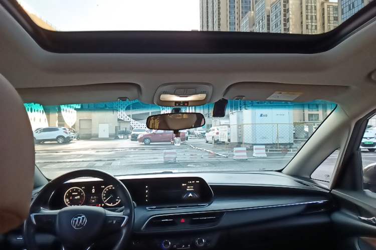 Used Buick GL6 2021 323T Mild Hybrid Connect Luxury Model Headliner