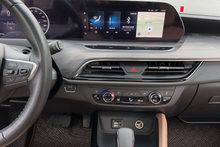 Used Buick GL6 2021 323T Mild Hybrid Connect Prestige Model Interior 2