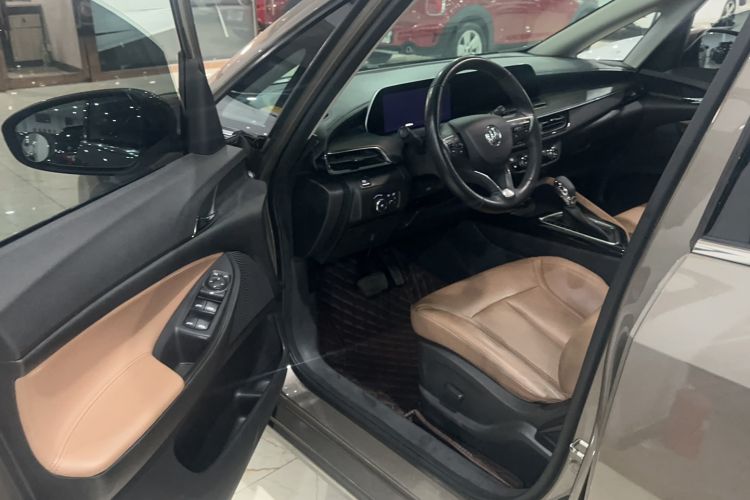 Used Buick GL6 2021 323T Mild Hybrid Connect Luxury Model Interior 2