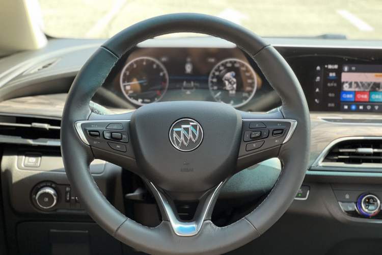 Used Buick GL6 2021 323T Mild Hybrid Connect Luxury Model Interior 6