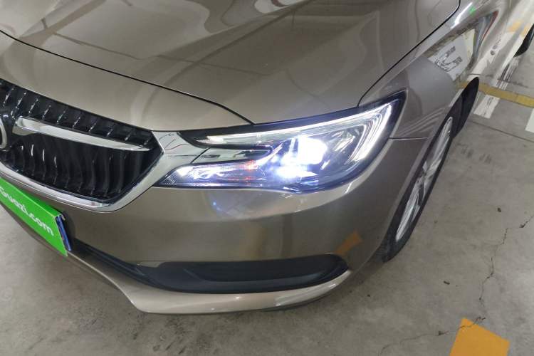 Used Buick GL6 2021 323T Mild Hybrid Connect Luxury Model Left Front Headlight