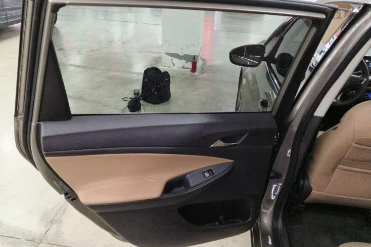 Used Buick GL6 2021 323T Mild Hybrid Connect Prestige Model Left Rear Door Interior