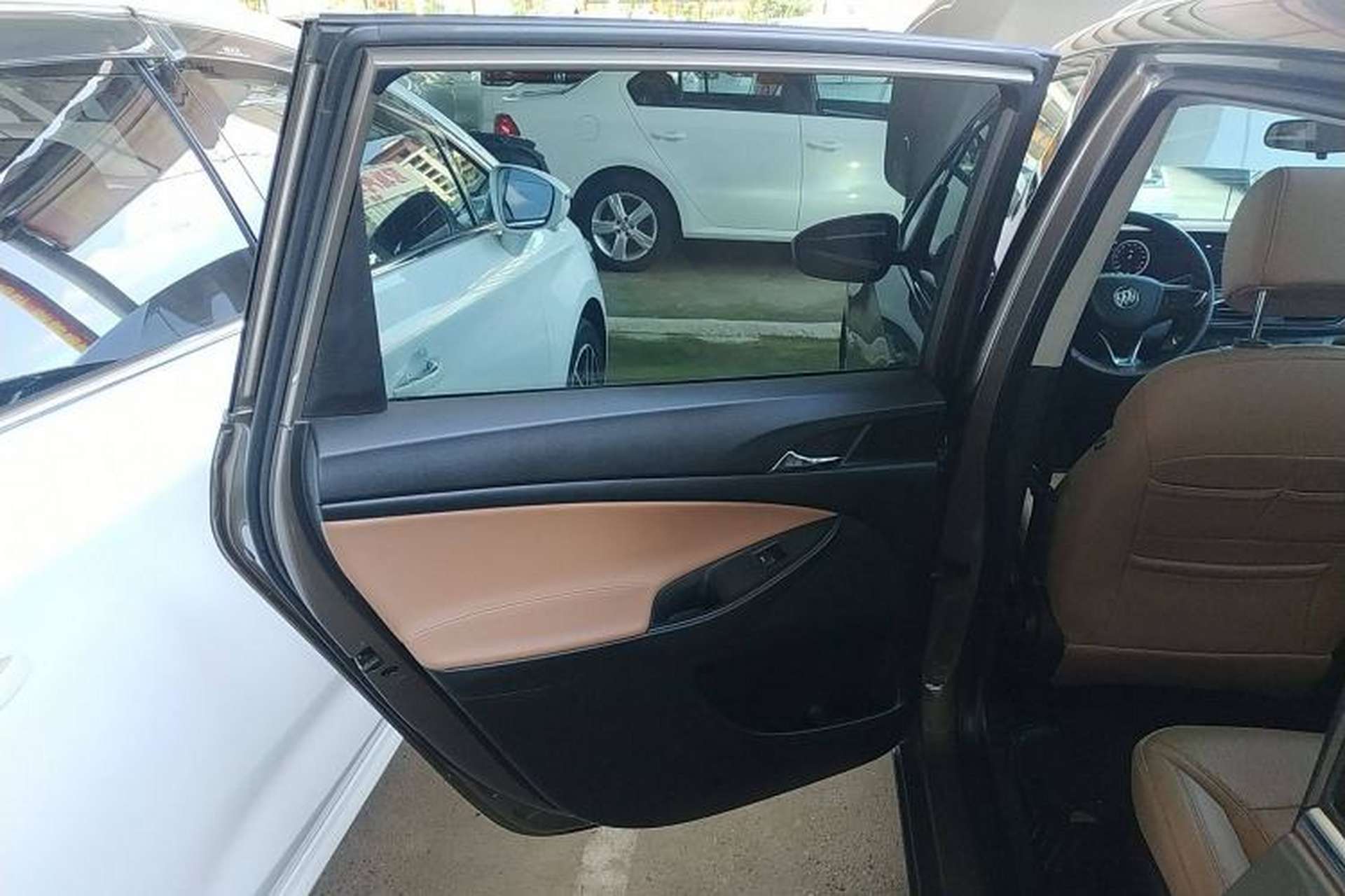 Used Buick GL6 2021 323T Mild Hybrid Connect Luxury Model Left Rear Door Interior