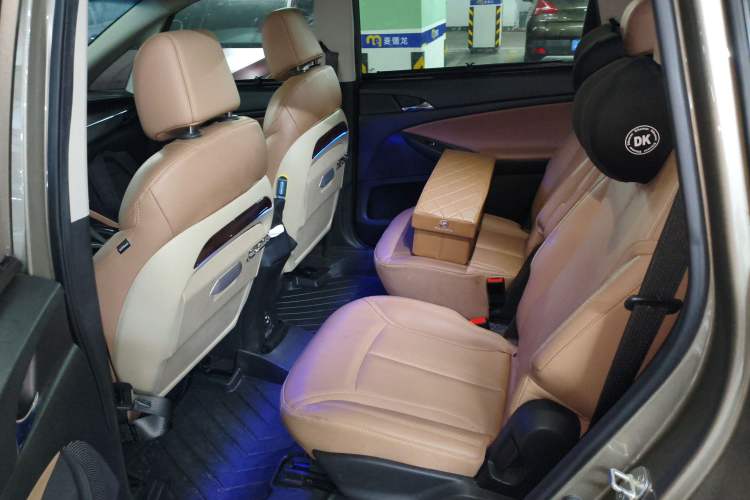 Used Buick GL6 2021 323T Mild Hybrid Connect Luxury Model Left Rear Seat