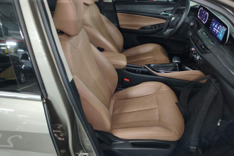 Used Buick GL6 2021 323T Mild Hybrid Connect Luxury Model Right Front Seat