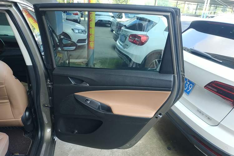 Used Buick GL6 2021 323T Mild Hybrid Connect Luxury Model Right Rear Door Interior