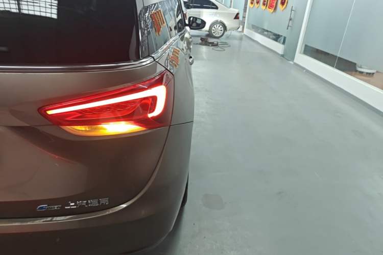 Used Buick GL6 2021 323T Mild Hybrid Connect Luxury Model Right Rear Taillight