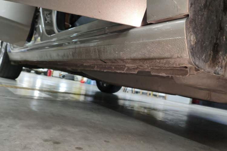 Used Buick GL6 2021 323T Mild Hybrid Connect Luxury Model Right Side Sill