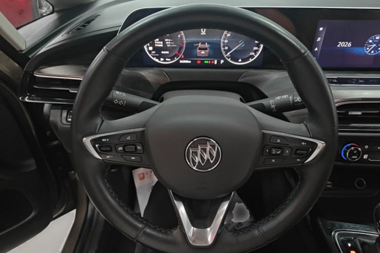 Used Buick GL6 2021 323T Mild Hybrid Connect Luxury Model Steering Wheel
