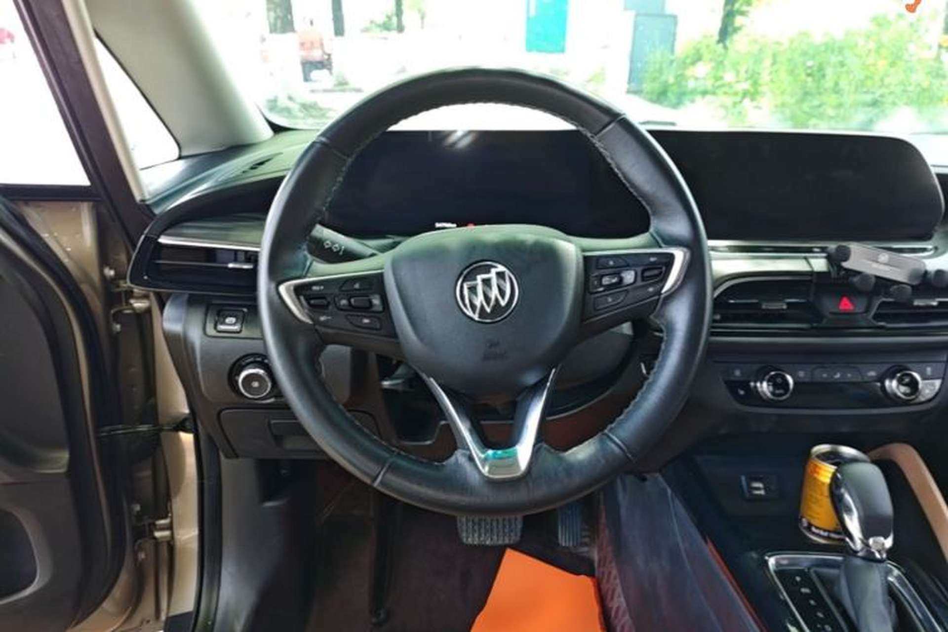 Used Buick GL6 2021 323T Mild Hybrid Connect Luxury Model Steering Wheel