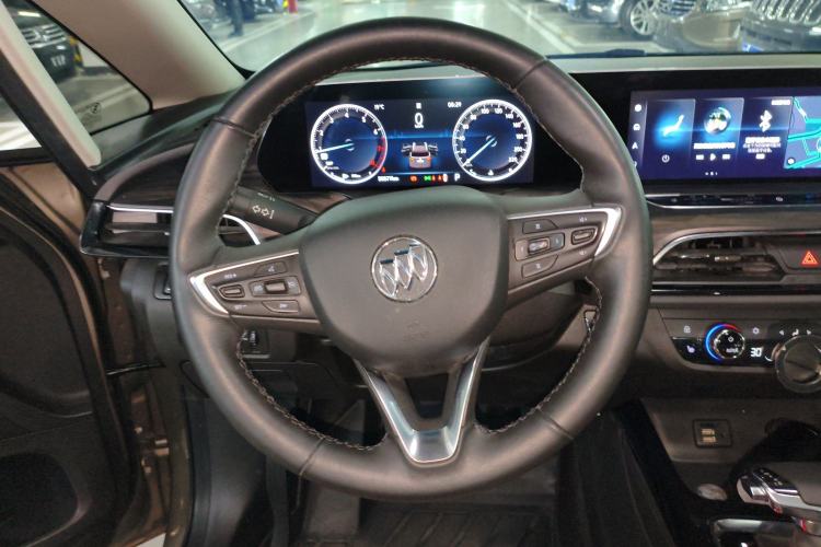 Used Buick GL6 2021 323T Mild Hybrid Connect Luxury Model Steering Wheel