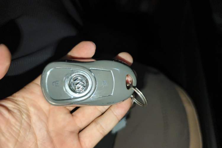 Used Buick GL6 2021 323T Mild Hybrid Connect Luxury Model Vehicle Key